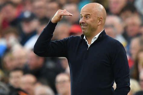 Arne Slot Plays Down Chances of Deadline Day Transfer .